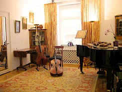 Fl&uuml;gelzimmer